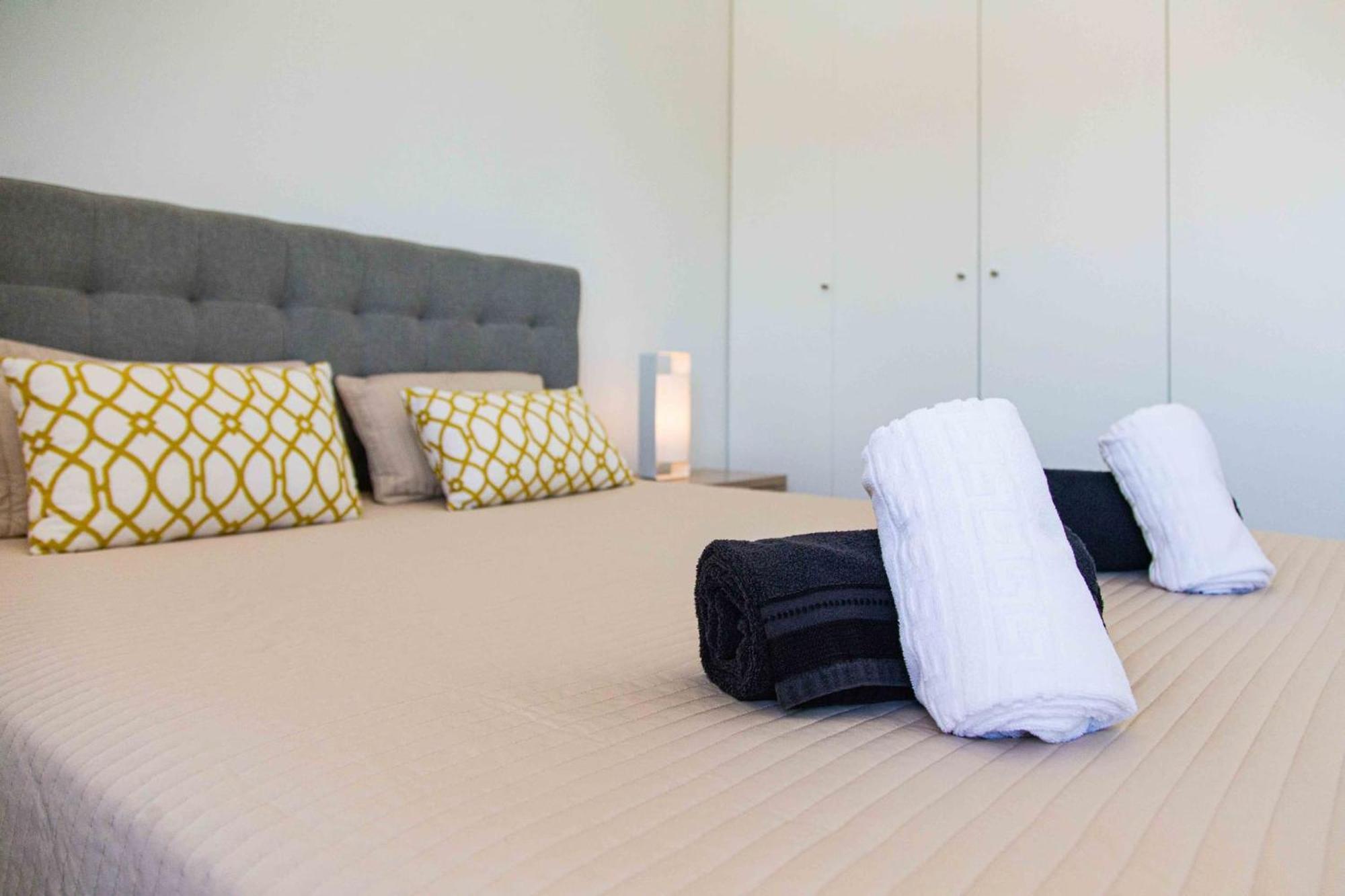 Mosteiros Beach House Bagian luar foto