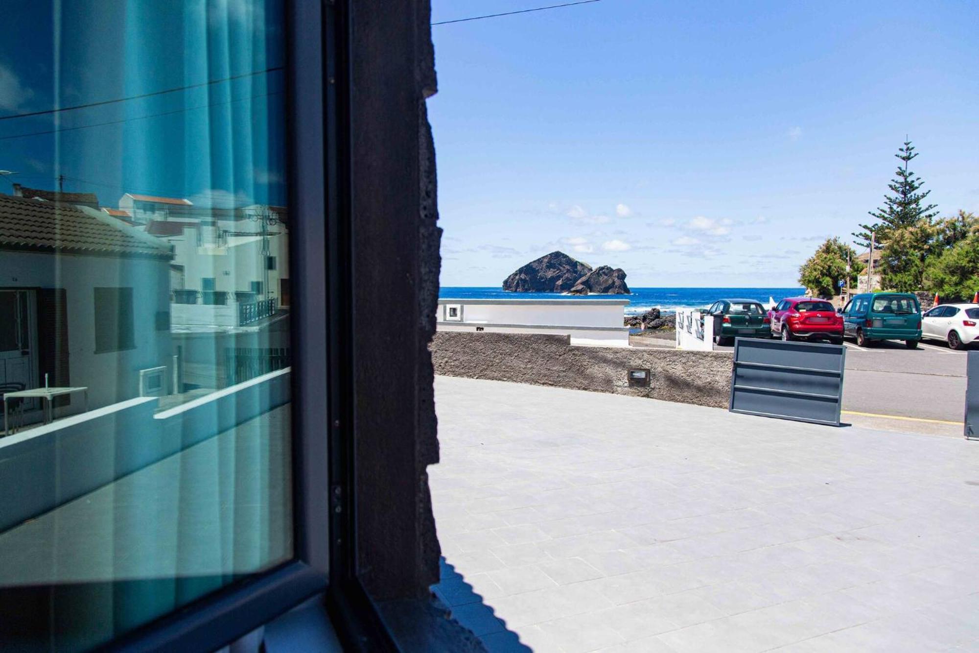 Mosteiros Beach House Bagian luar foto