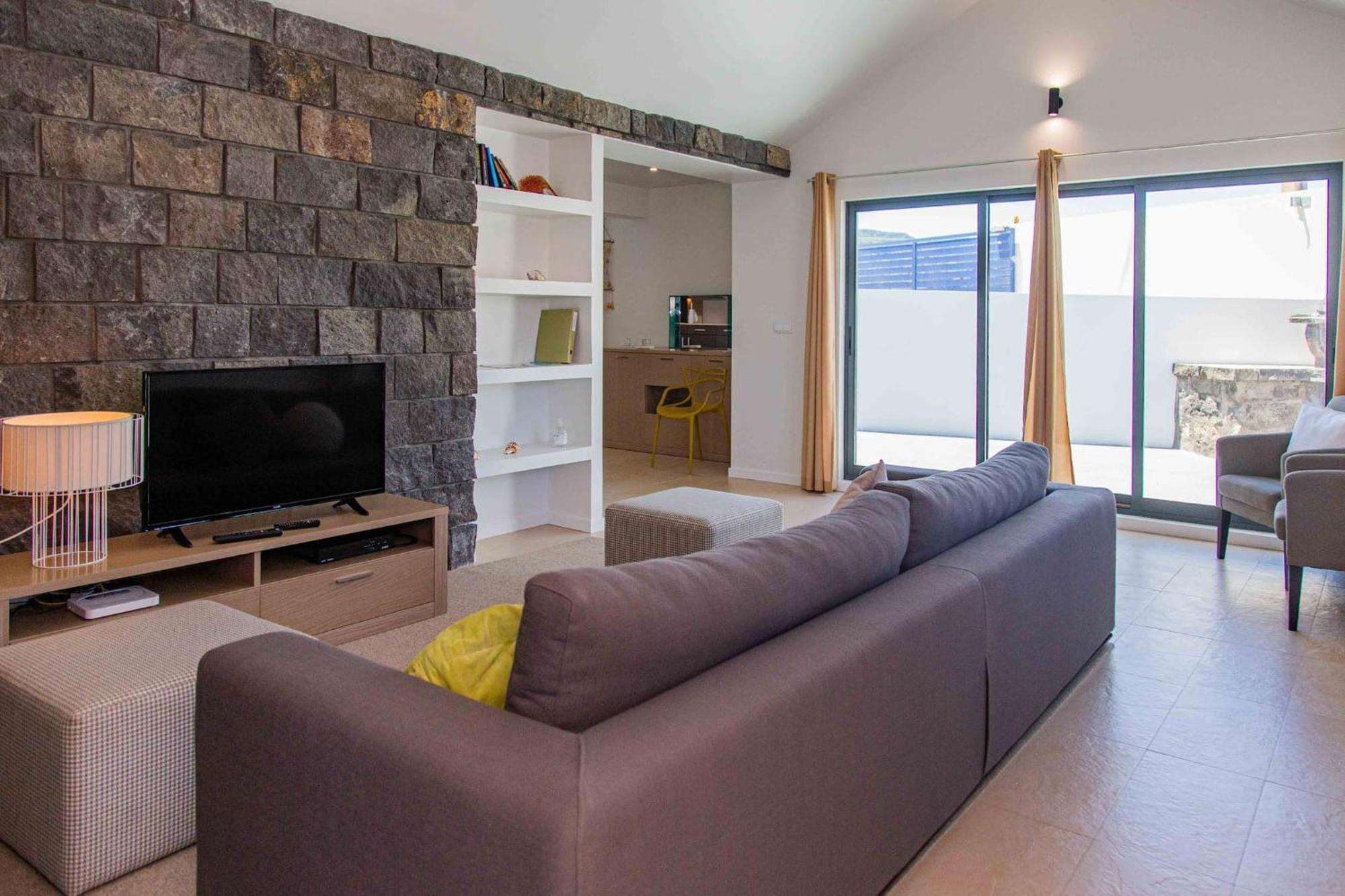 Mosteiros Beach House Bagian luar foto